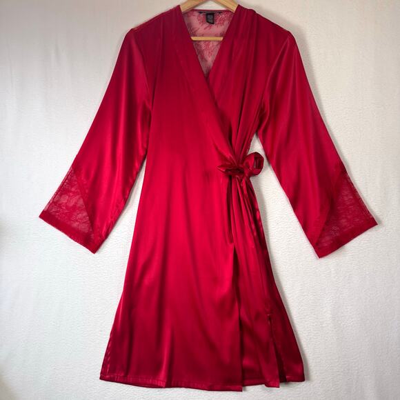 Victoria’s Secret Red Satin Chantilly Lace Back Robe Wrap Style Kimono Size XS/S - Picture 2 of 12